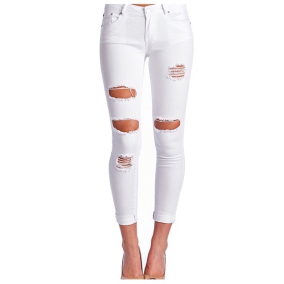 Distressed Skinny Jeans - Picture 4 of 8